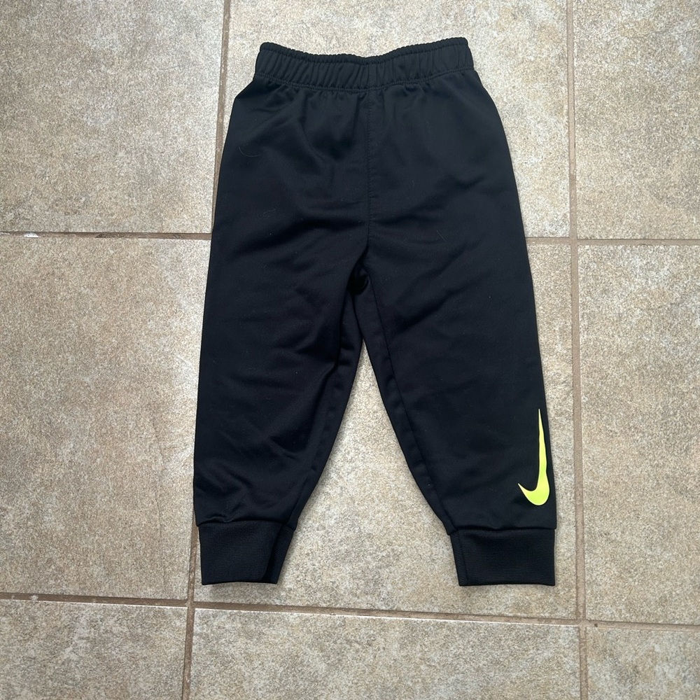Nike dri-fit sweatpants
